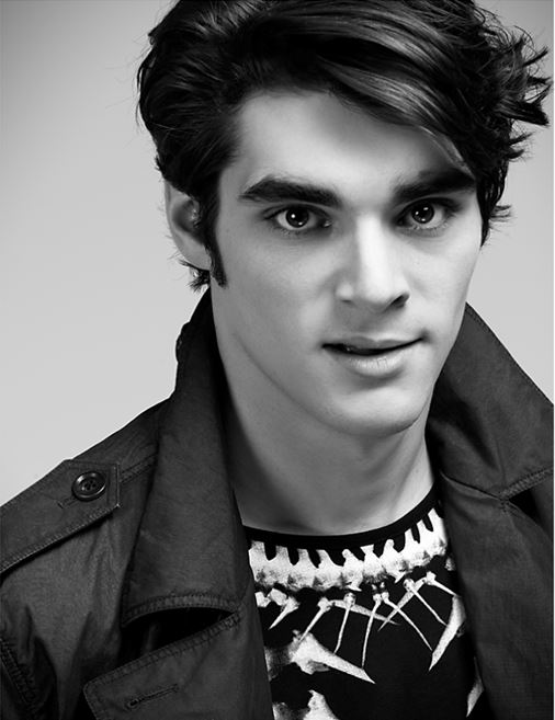 RJ Mitte de Breaking Bad nos platica cómo es su vida con Fibrosis Quística